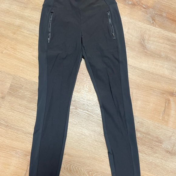 Athleta Headlands Hybrid Tight - Picture 4 of 12